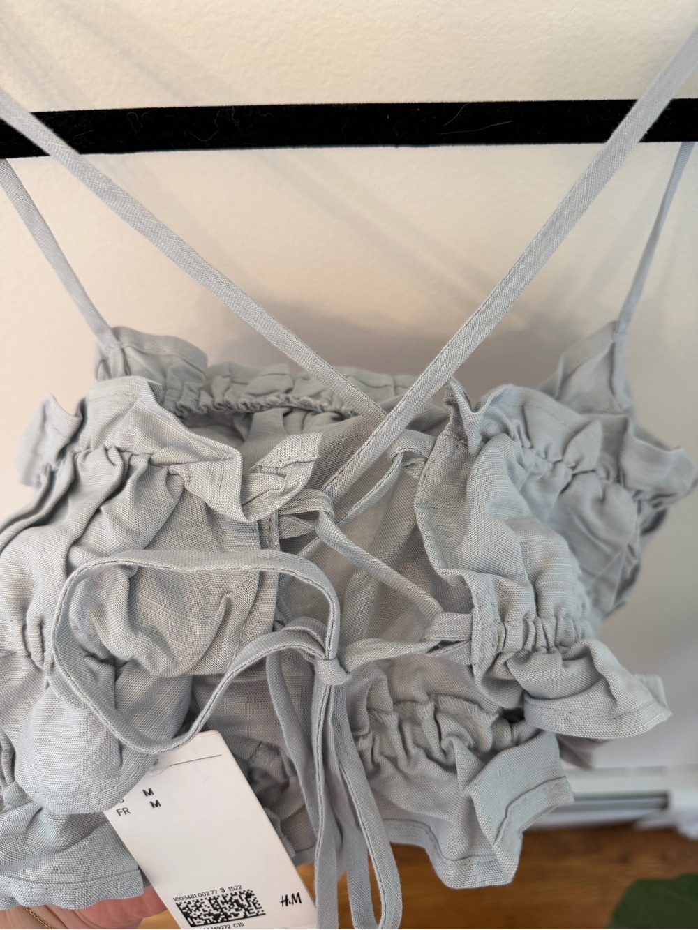 H&M Ruffle Crop Cami - Picture 3 of 6